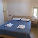 빌라 Traditional House In Kalamos