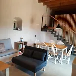 빌라 Traditional House In Kalamos