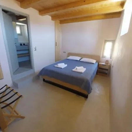 빌라 Traditional House In Kalamos *