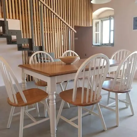 Villa Traditional House In Kalamos