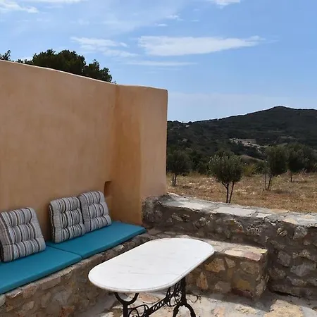 Traditional House In Kalamos * Spilies