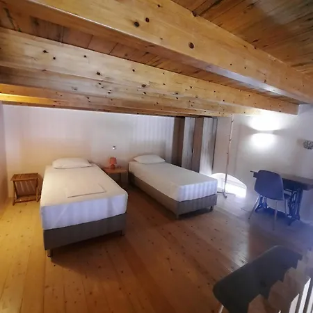 Traditional House In Kalamos Villa Spilies