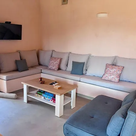 Traditional House In Kalamos Villa Spilies