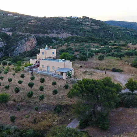Traditional House In Kalamos Villa
