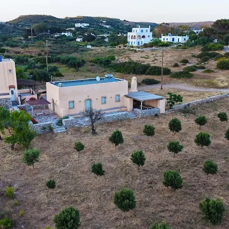Traditional House In Kalamos Villa *
