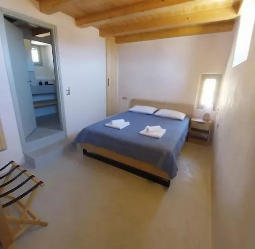 Βίλα Traditional House In Kalamos *