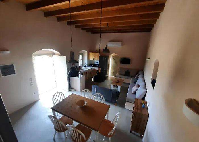 Traditional House In Kalamos Βίλα *