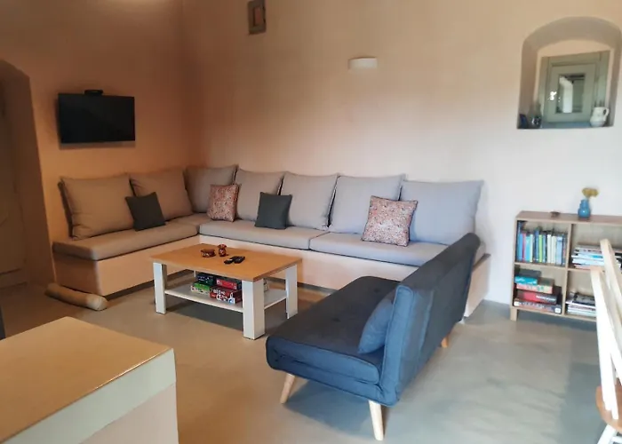 Βίλα Traditional House In Kalamos