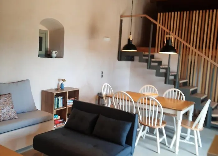 Βίλα Traditional House In Kalamos